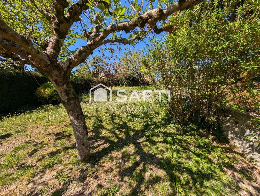 Photo 2 - Maison à SAINT-JEAN-D'ANGELY