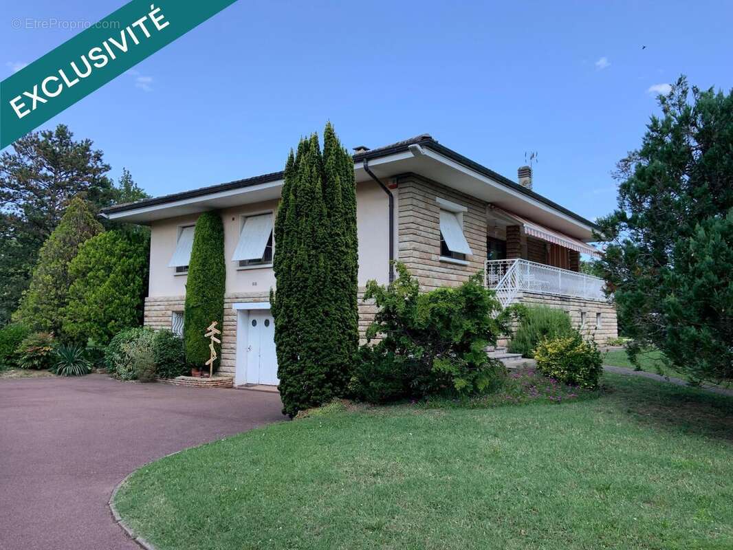 Photo 5 - Maison à CHARBONNIERES-LES-BAINS