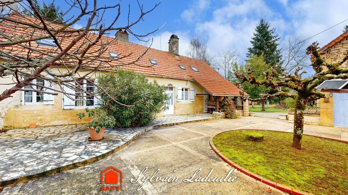 Photo 1 - Maison à MEYRALS