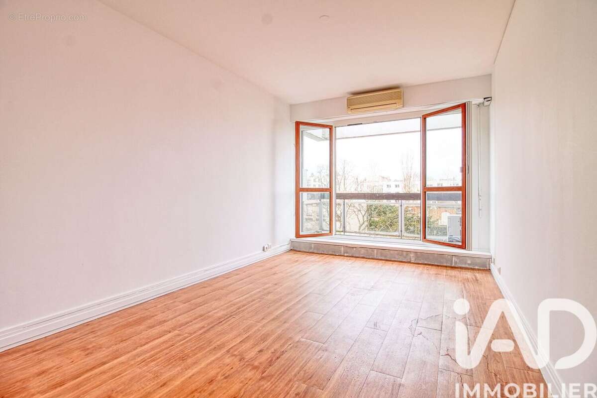 Appartement 85 m² à Saint-Cloud  - photo 9