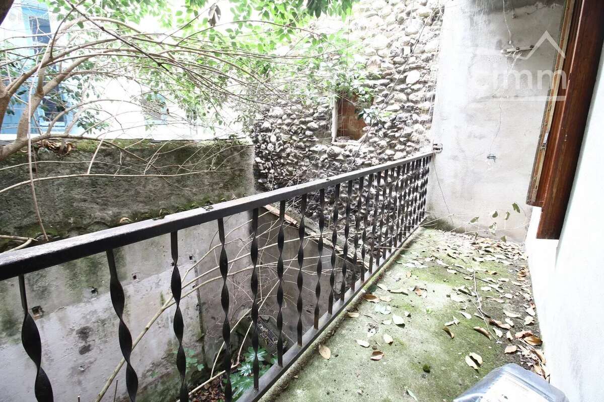 Appartement à QUILLAN