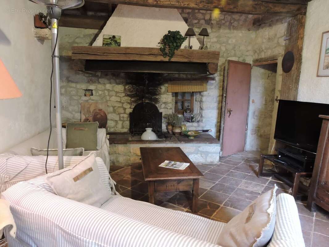 Maison à SAINTE-CROIX