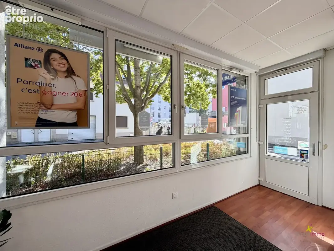 Commerce 86 m² à vendre à Strasbourg (67100) - photo 2