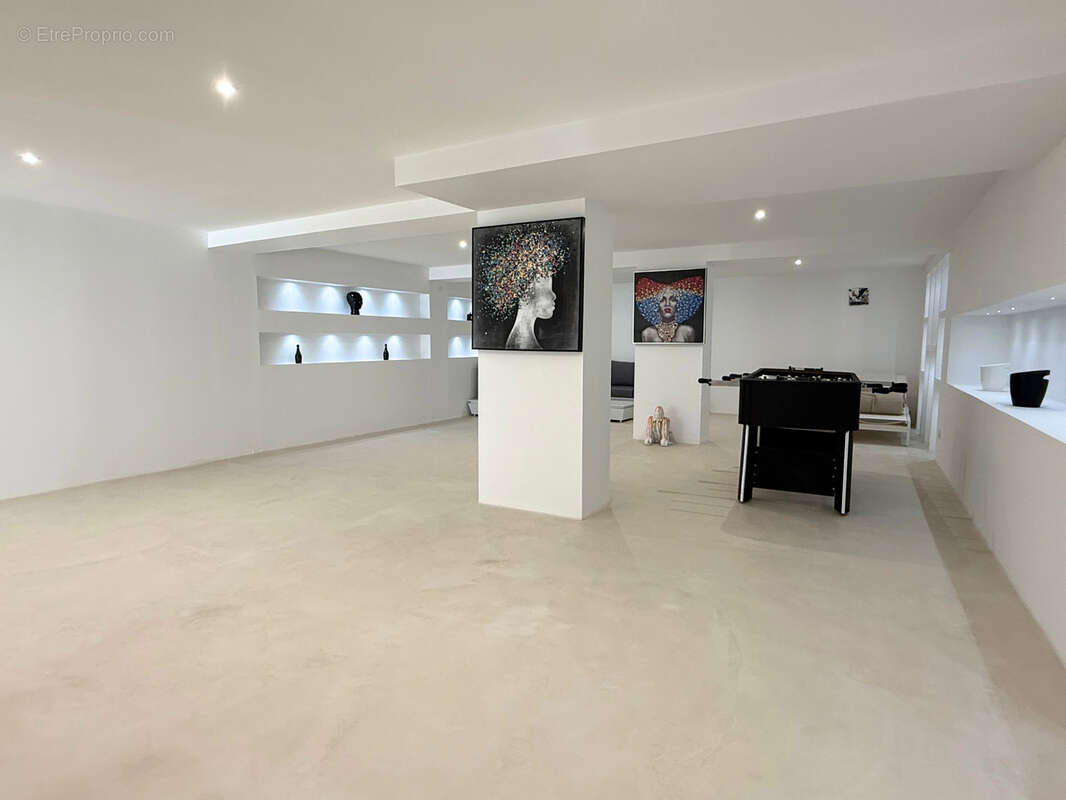 Maison à FREJUS