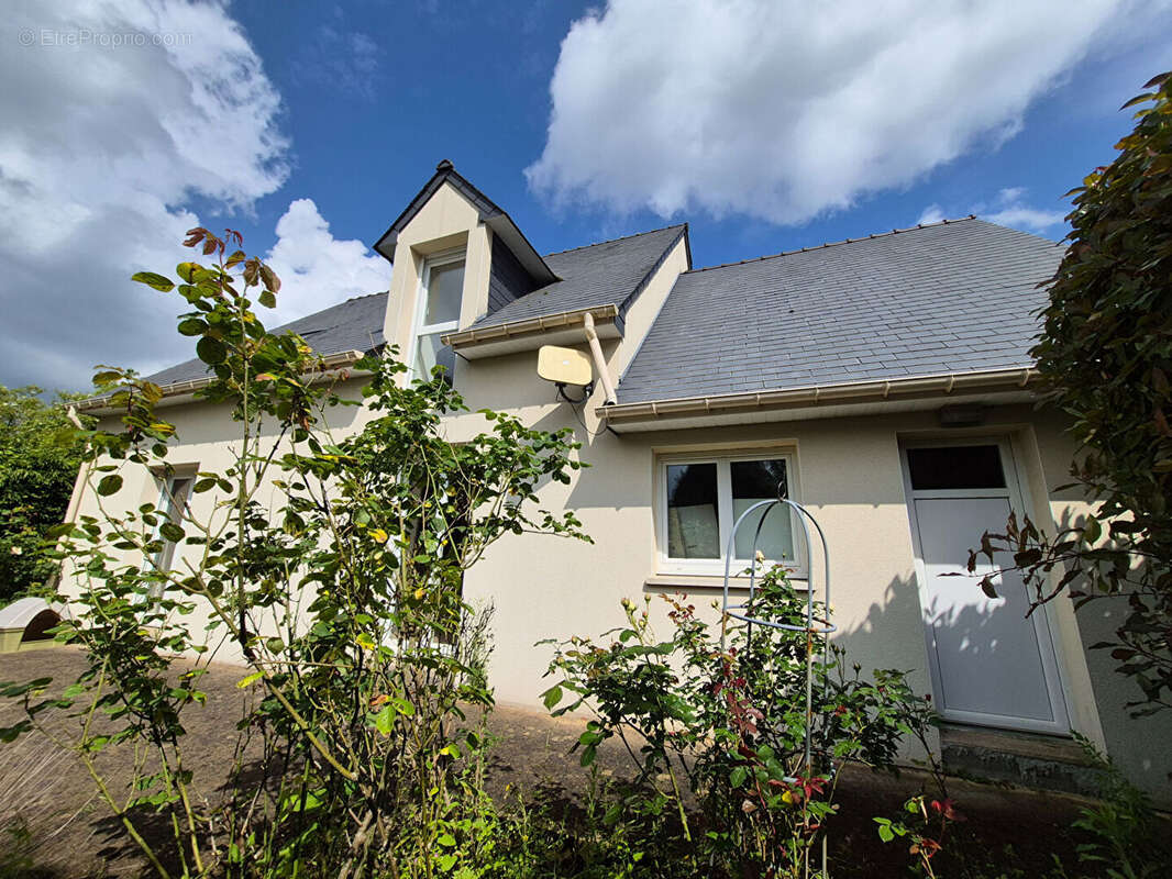 Maison à RUFFIAC