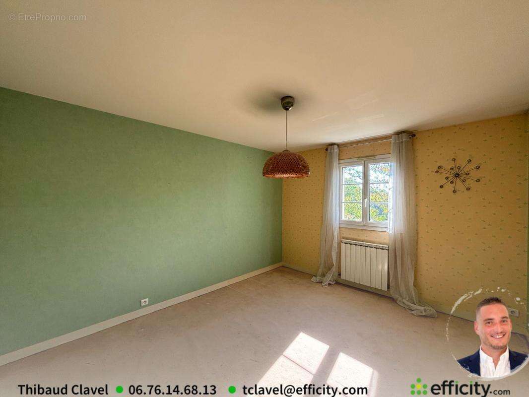 Maison à SAINT-YRIEIX-SUR-CHARENTE