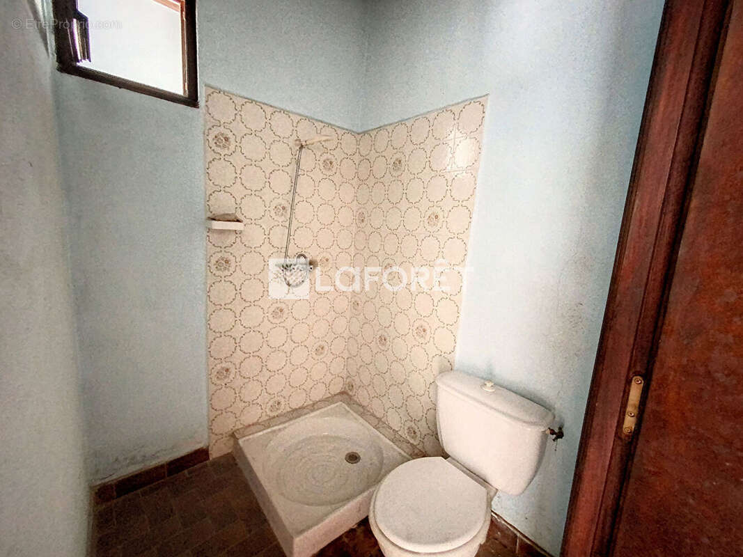PIOLENC - Maison de village 90m²+ annexe - photo 4