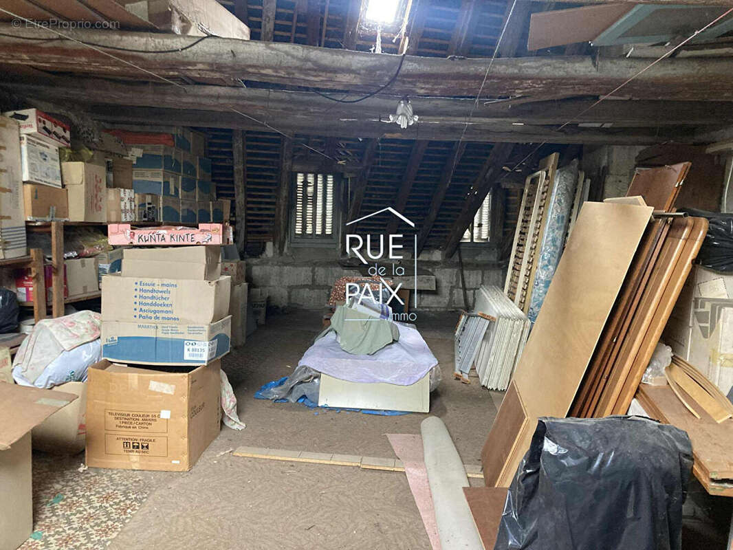 Maison à CHATELLERAULT