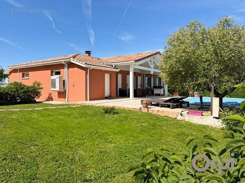 Maison à PRECHAC