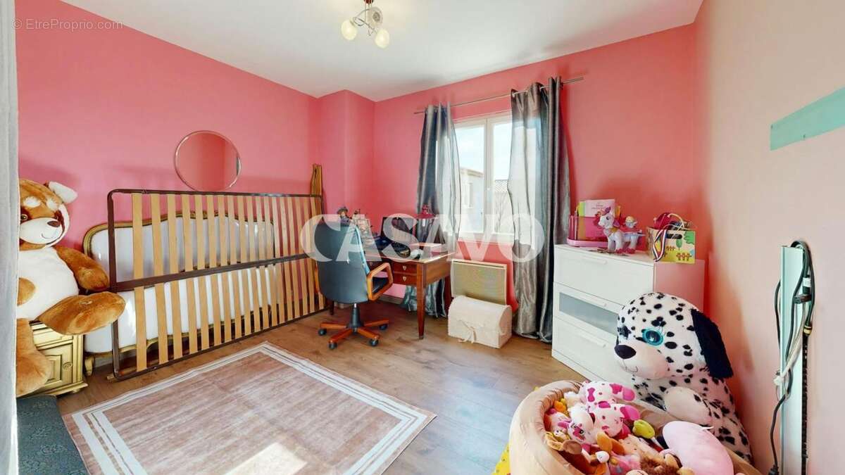 Vente Maison 10 pièces de 231m² - 84300 Taillades - photo 19