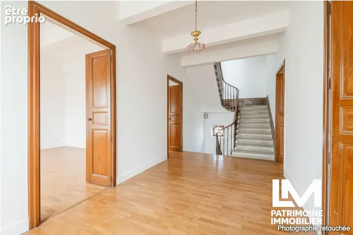 Maison 7 pièces 765 m² à vendre à Montblanc (34290) - photo 4