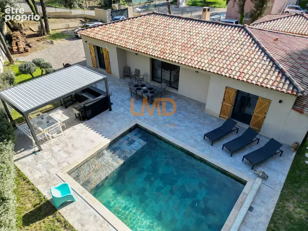 Maison à LA MOTTE