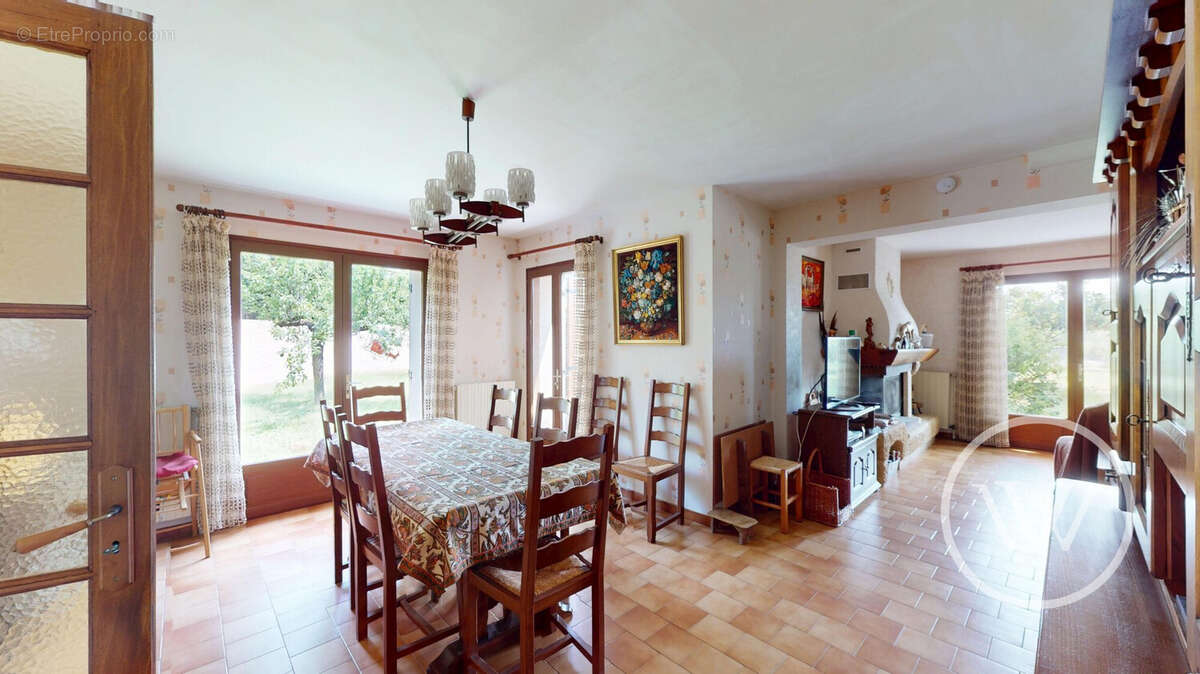 Maison à MALISSARD