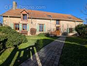 Maison à BRIGUEIL-LE-CHANTRE