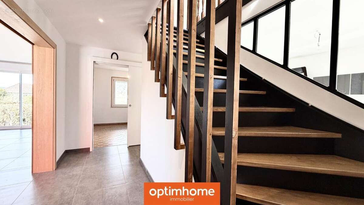 Maison rénovée 2024 – 126 m² – 3 chambres (4e possible) - 2 salles de bain – Calme absolu – Vue nature – Proche Remiremont - photo 10