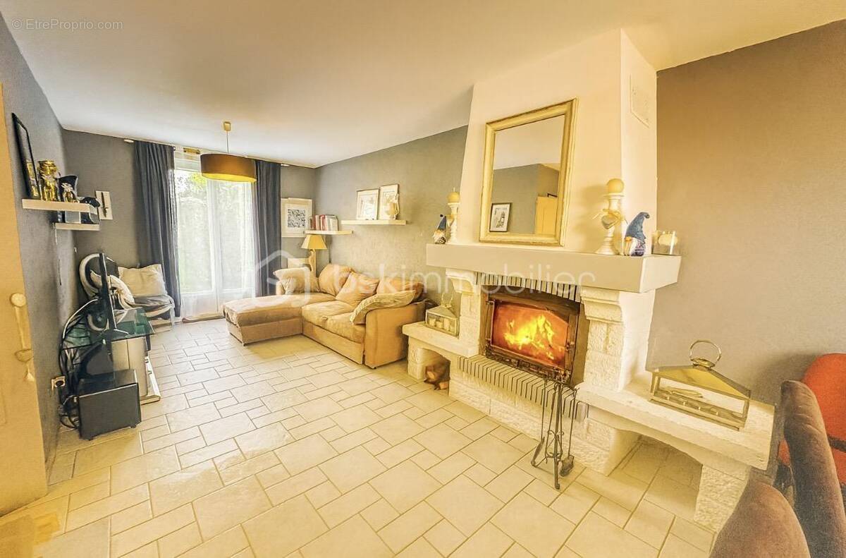 Maison à GOUY-SOUS-BELLONNE