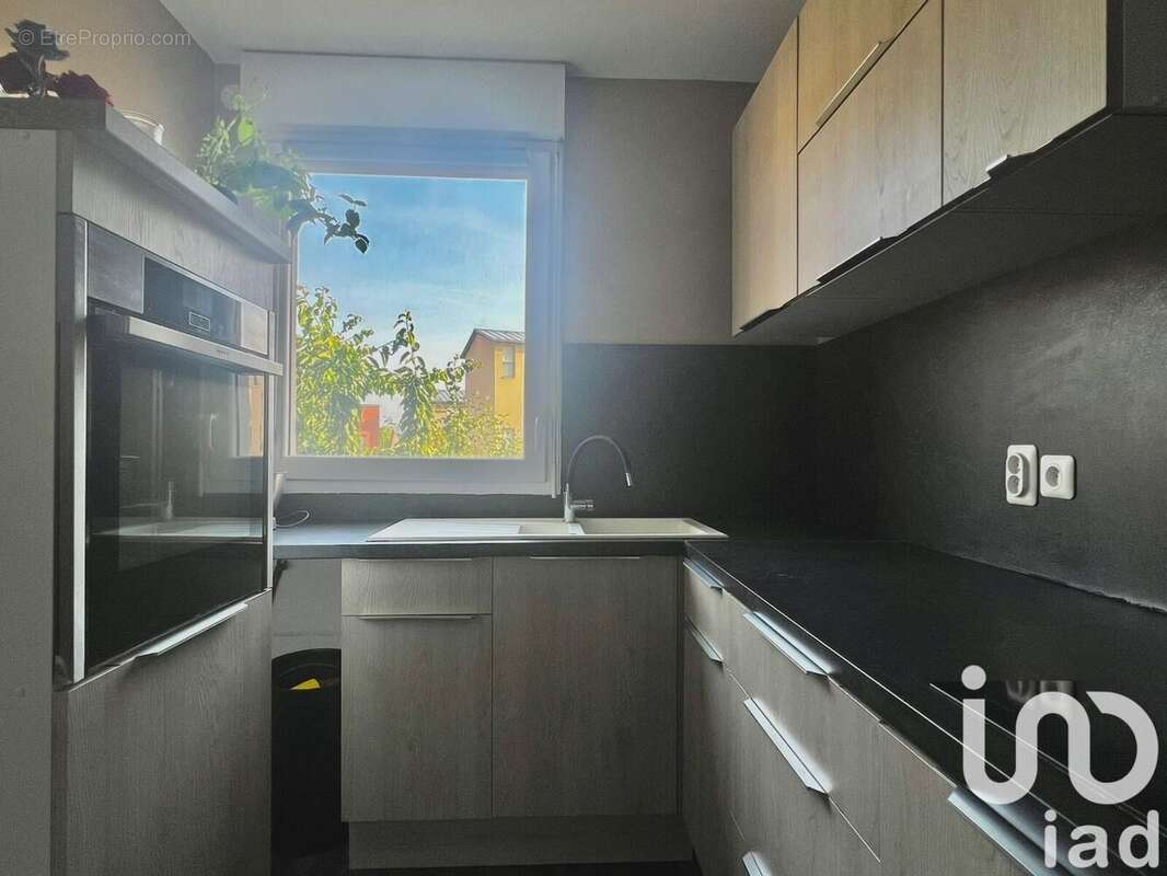 Photo 2 - Appartement à VERT-SAINT-DENIS