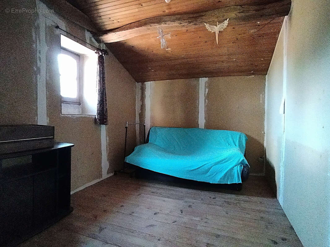 Maison à SAINTE-FLORENCE