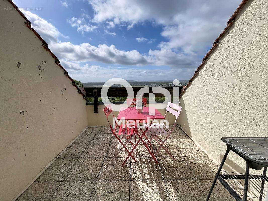 Appartement à MEULAN