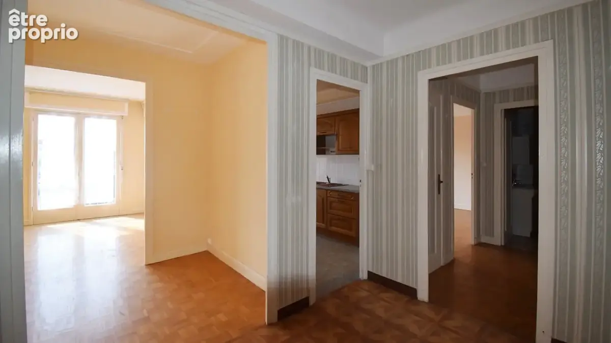 Vente appartement T2 en hypercentre de Vichy avec terrasse - photo 9