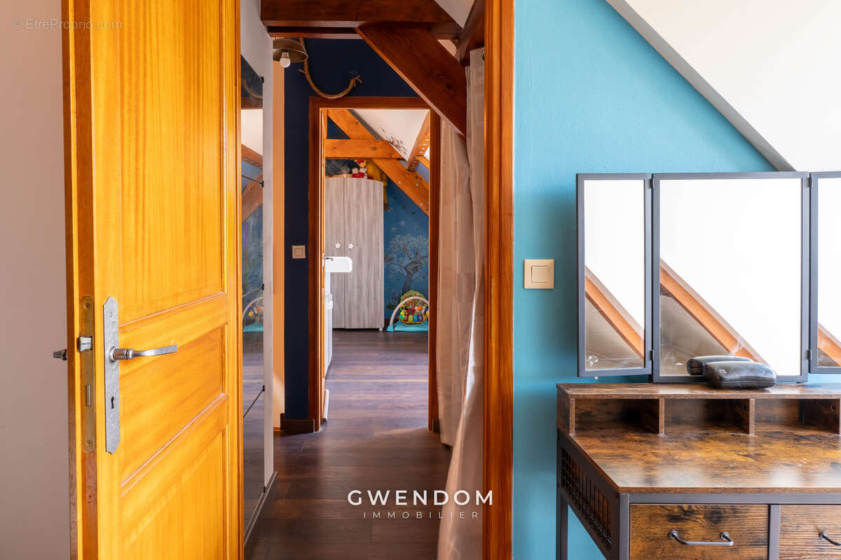 Appartement à TORCY