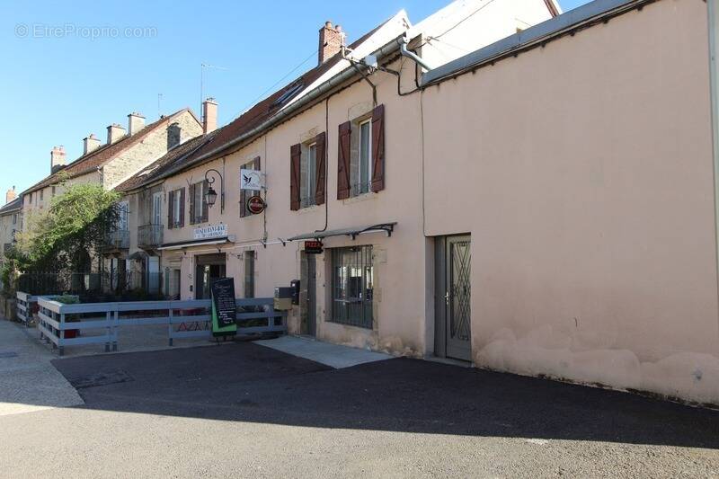 Appartement à VITTEAUX