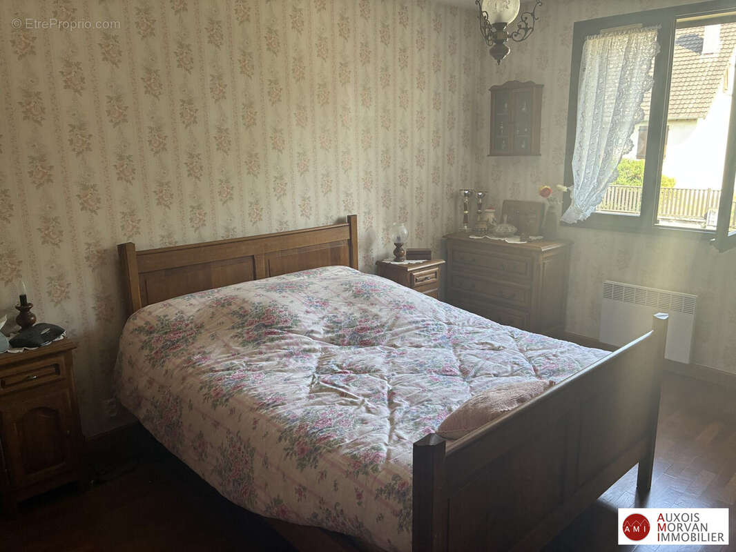 Maison 113 m² à Semur-En-Auxois  - photo 9