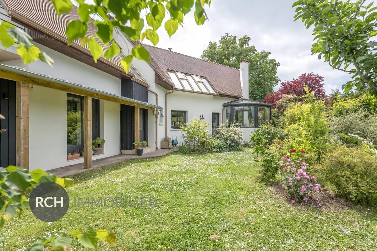 Maison à MONTFORT-L&#039;AMAURY