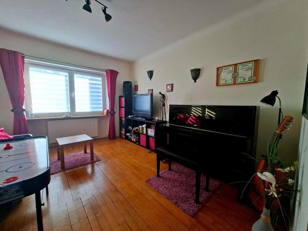 Photo 5
