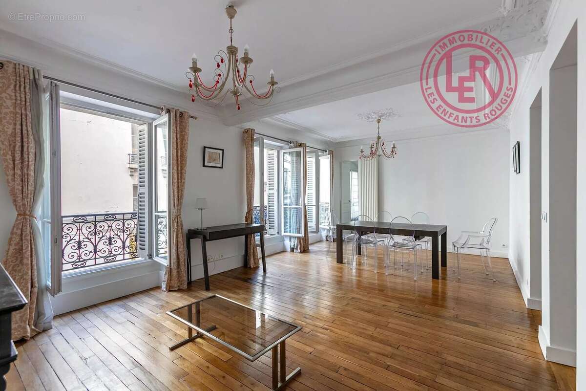 Appartement à PARIS-4E