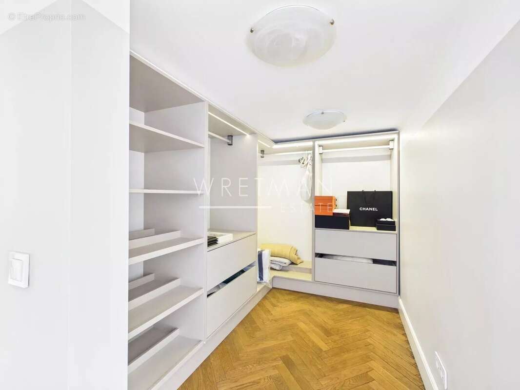Appartement à ROQUEBRUNE-CAP-MARTIN