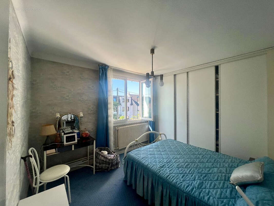 Maison à SARTROUVILLE