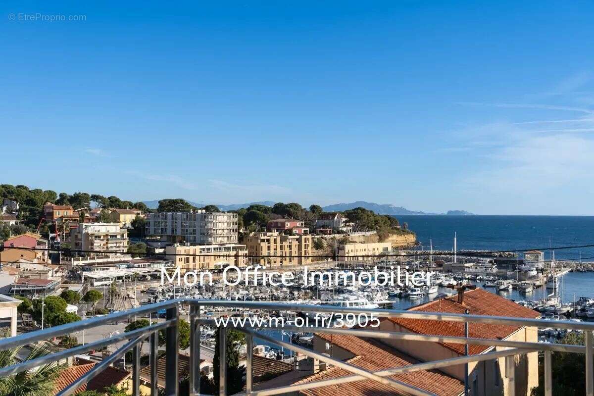 Appartement à CARRY-LE-ROUET