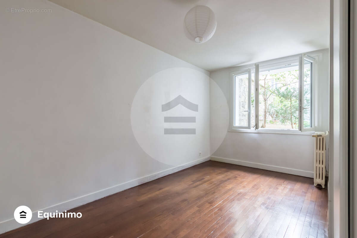 Appartement à PARIS-15E