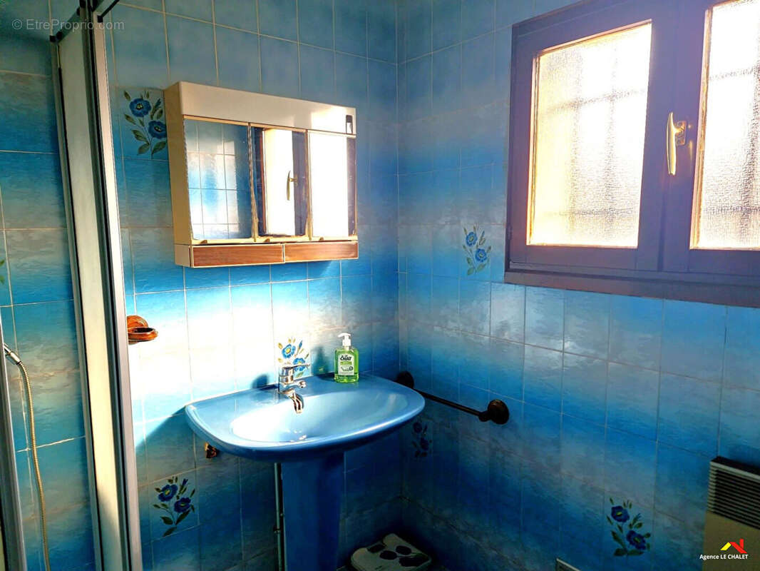 Maison à VILLENEUVE-LE-ROI