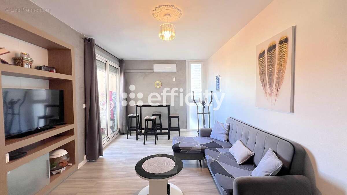 Appartement à MARSEILLE-14E