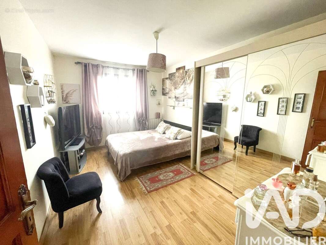 Photo 7 - Maison à VIGNEUX-SUR-SEINE