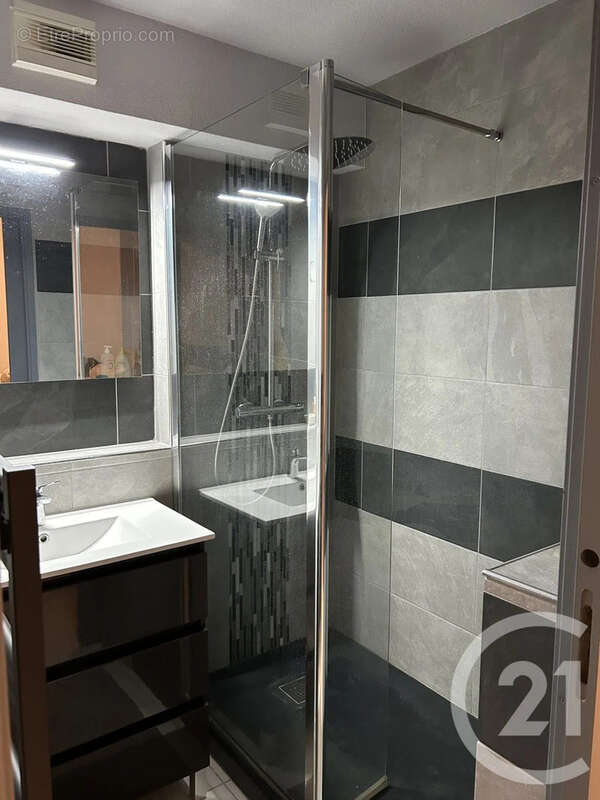 Appartement 41 m² à Carbonne  - photo 13