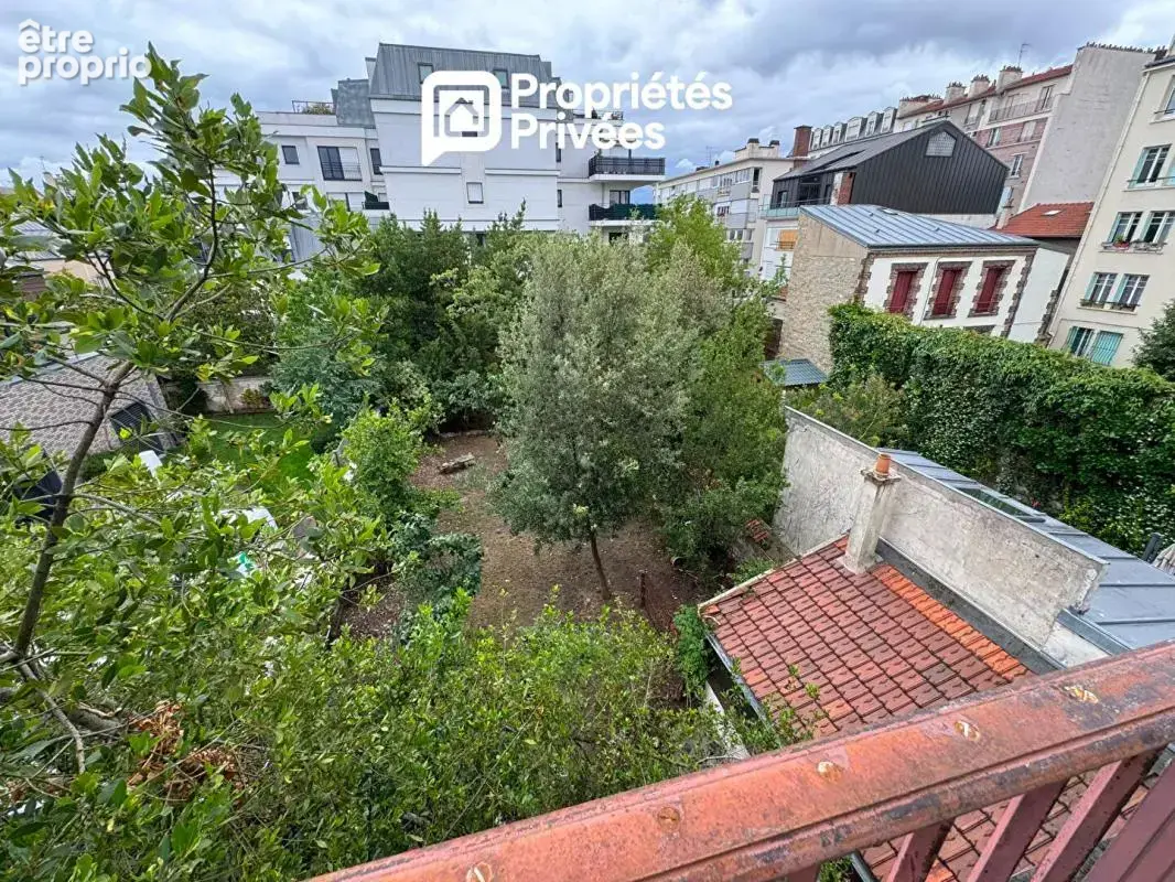 Maison de 235 m² - 5 chambres - secteur Souvenir Français - photo 14