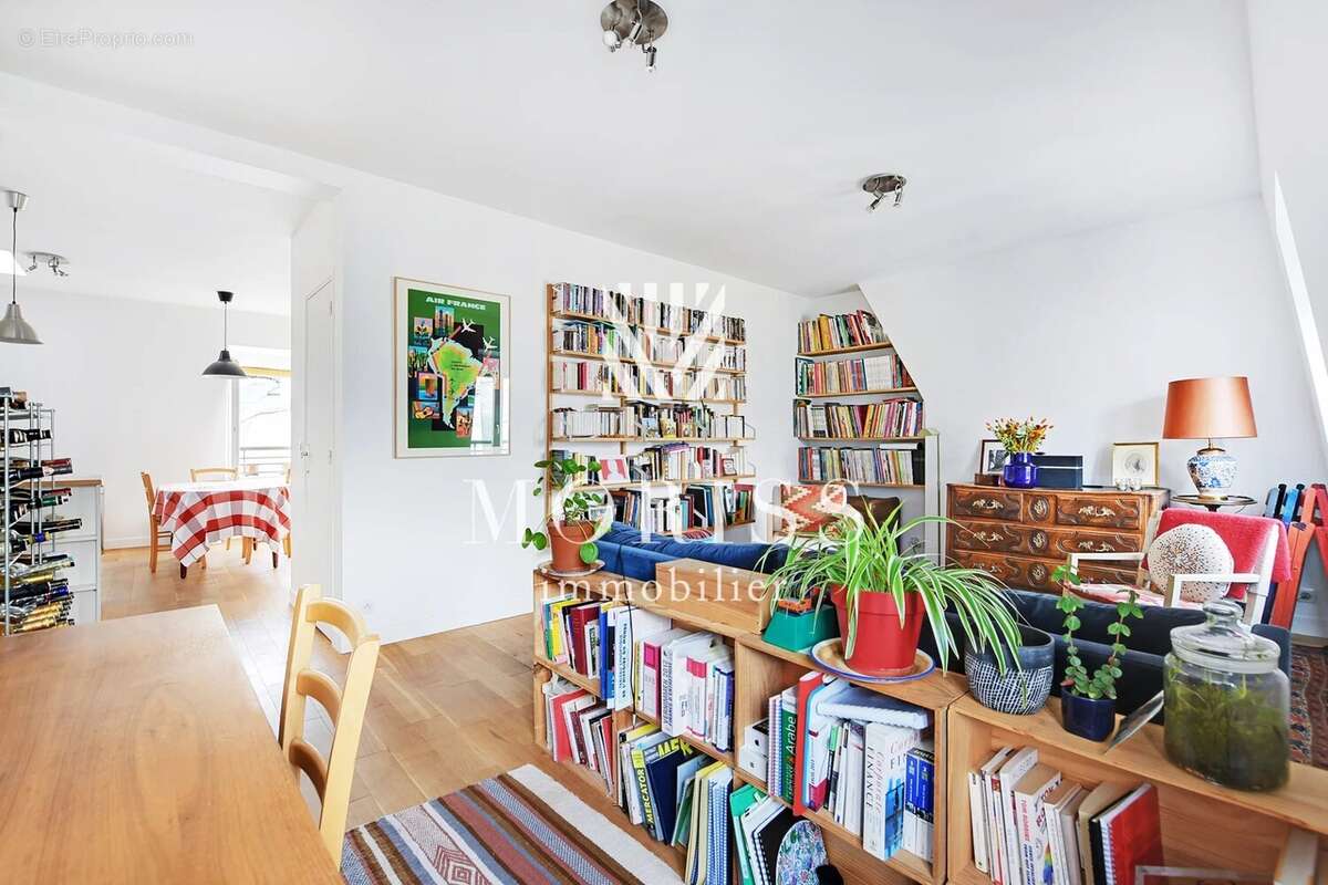 Appartement à PARIS-11E