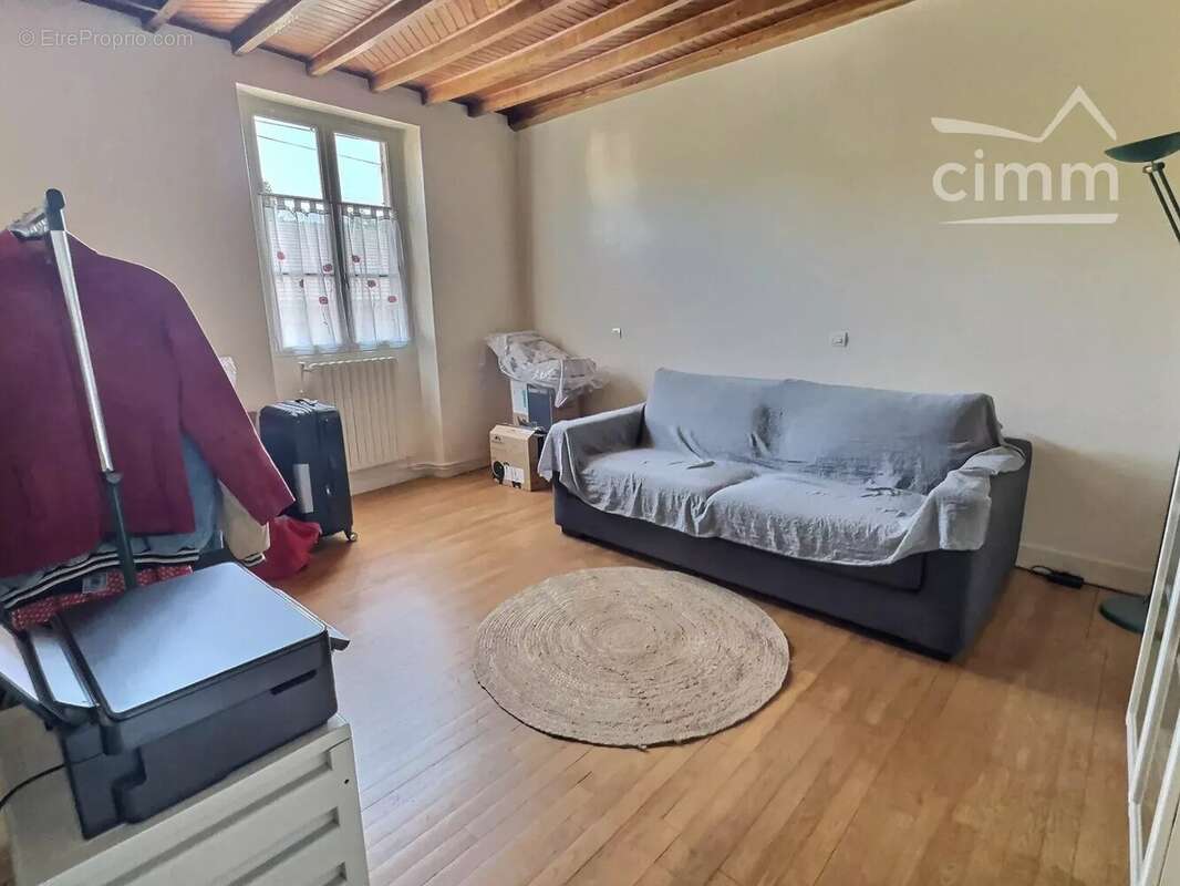 Maison à CONGIS-SUR-THEROUANNE