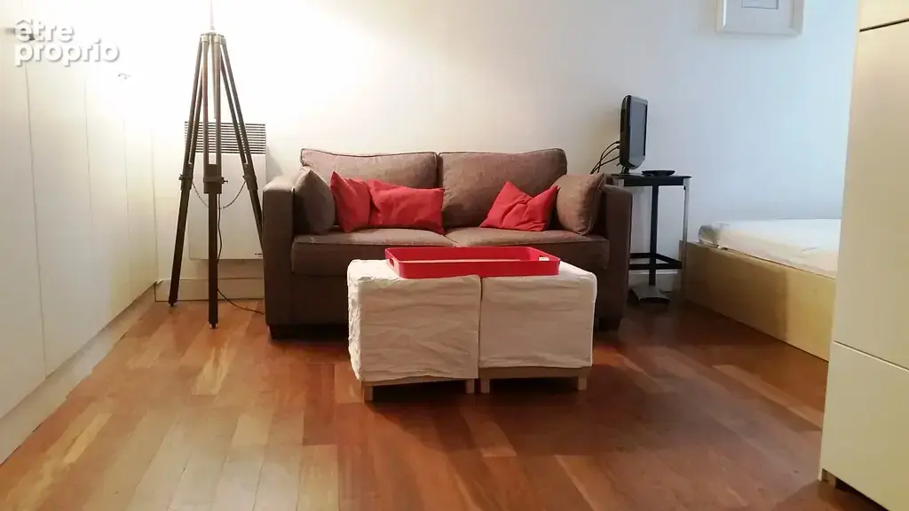 Appartement à PARIS-2E