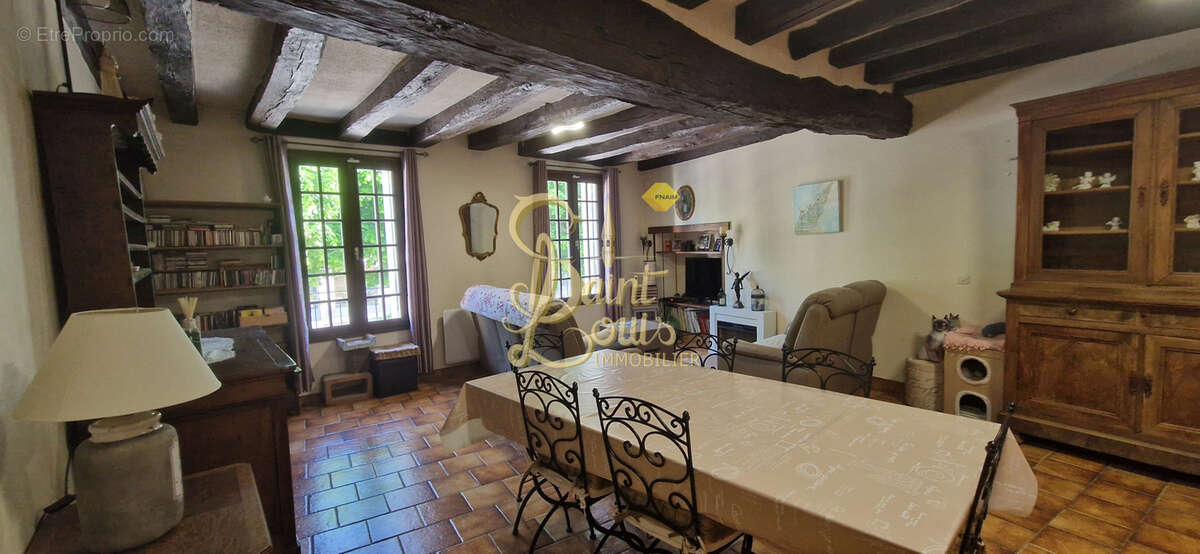 Appartement à CHINON