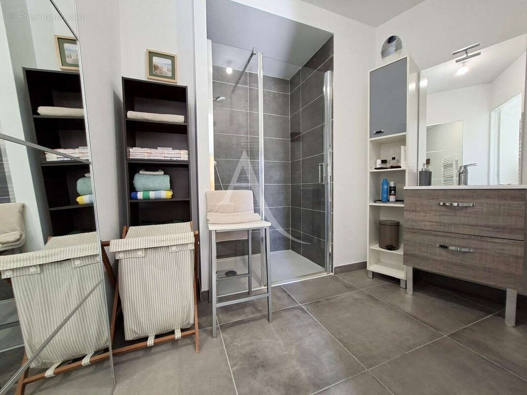 Appartement à TIERCE