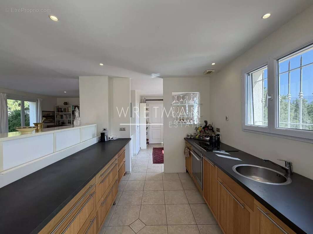 Villa 4 chambres avec vue panoramique - MONS - photo 10