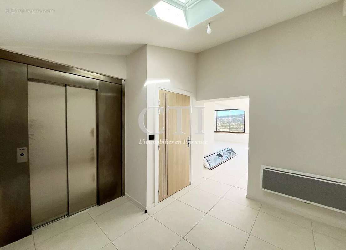 Appartement à VAISON-LA-ROMAINE