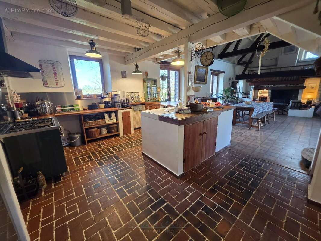 Maison à CONFLANS-SUR-LOING