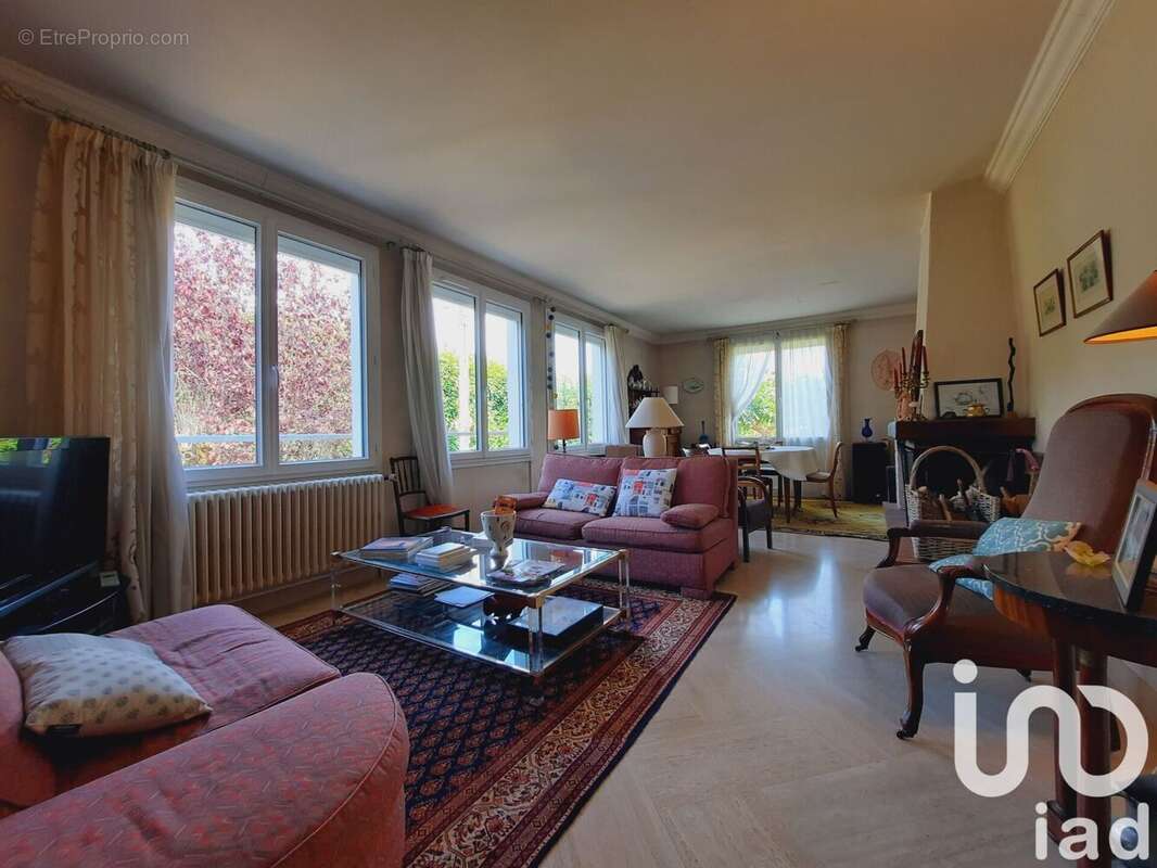 Photo 3 - Maison à LA CHAUSSEE-SAINT-VICTOR