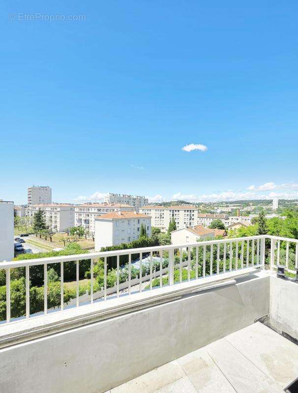 Appartement à MARSEILLE-11E