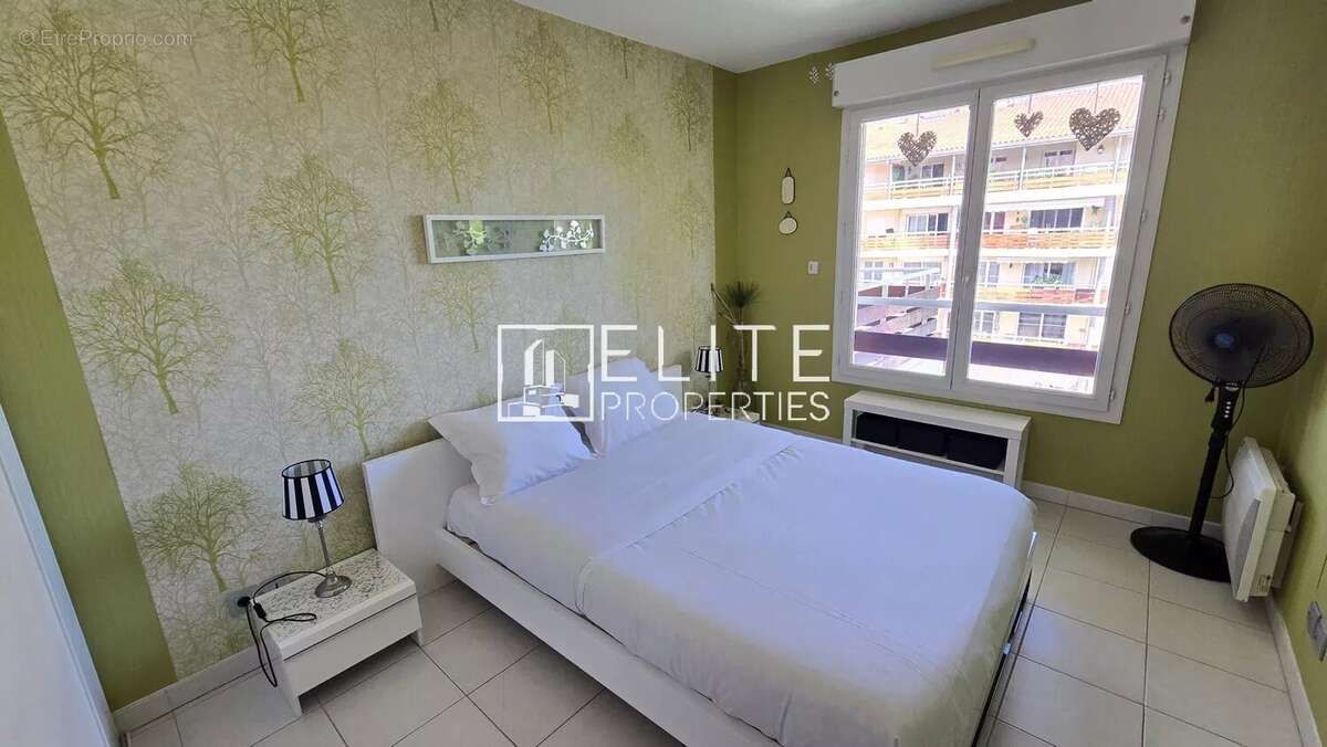 Appartement à MANDELIEU-LA-NAPOULE